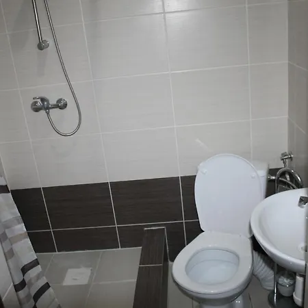 Toscana Motel Vysne Revistia